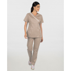 Γυναικείο σετ, (Scrub) μπλούζα με λαιμό βε, φιτίλι και παντελόνι με ελαστική μέση και 3 τσέπες σε μπεζ χρώμα,MONDAI